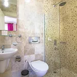 Sunset Beach Club Aqua Lettings Oyster 1