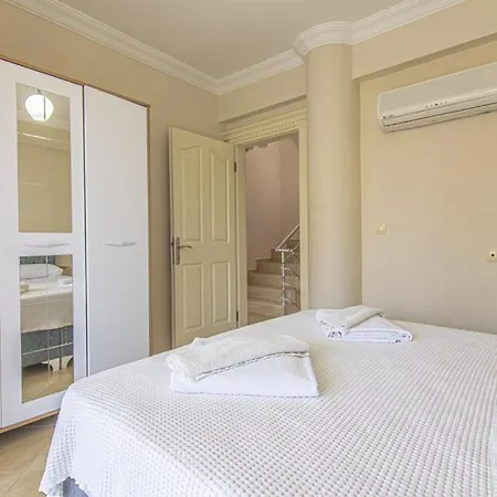 Sunset Beach Club Aqua Lettings Oyster 1 ヴィラ フェティエ