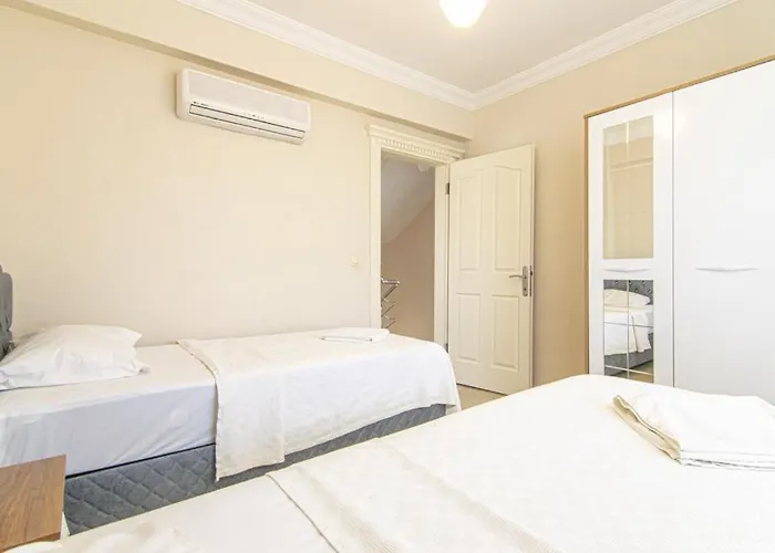 Sunset Beach Club Aqua Lettings Oyster 1 Villa Fethiye