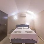 Villa Sunset Beach Club Aqua Lettings Oyster 1