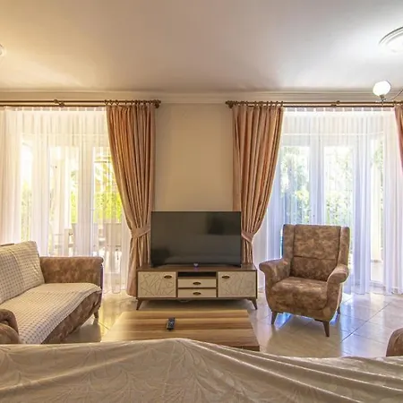 Sunset Beach Club Aqua Lettings Oyster 1 * فتحية
